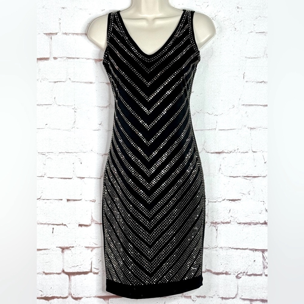 CACHE XS Silver Metallic Studs Embellished Black V-Neck Sleeveless Dress Size XS